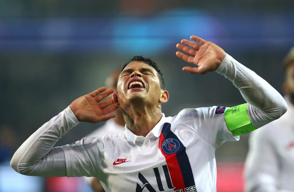Thiago Silva, 35 años, defensa del PSG. Cuesta 6 millones de euros. Uno de los mejores centrales estaría cerca de abandonar el futbol de élite para concluir su exitosa carrera.
