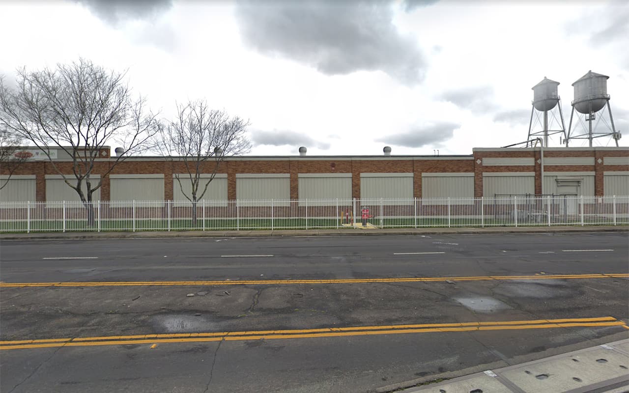 Controlado un incendio de planta de empaque de jitomates en Stockton 