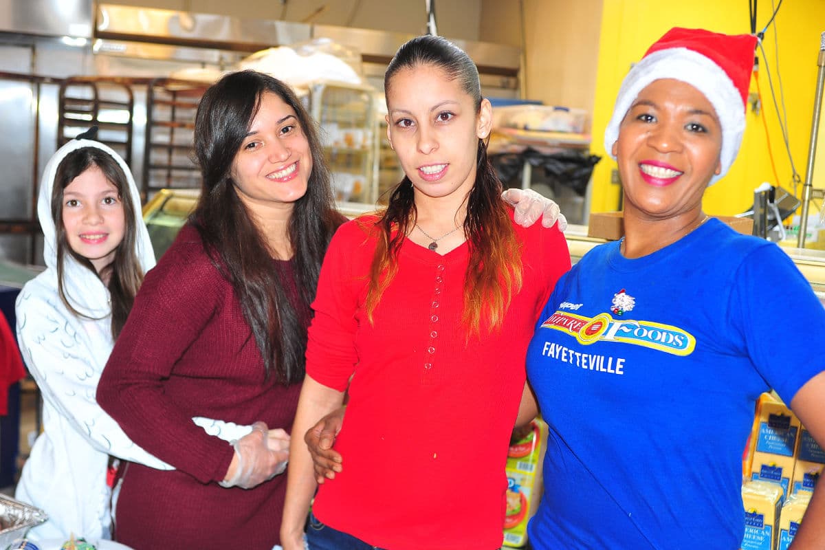 ¡Celebra con nosotros en Navidad Latina en Spring Lake!