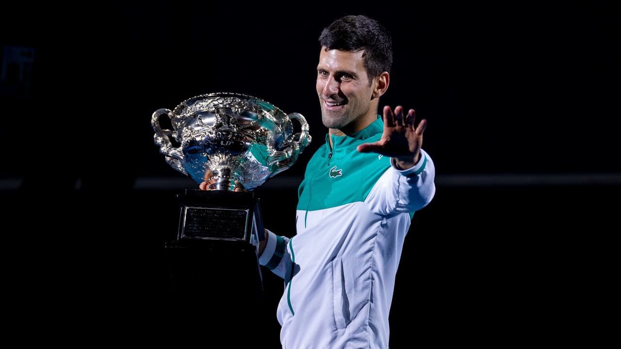 Djokovic vence a Medvedev y ya tiene nueve Australian Open