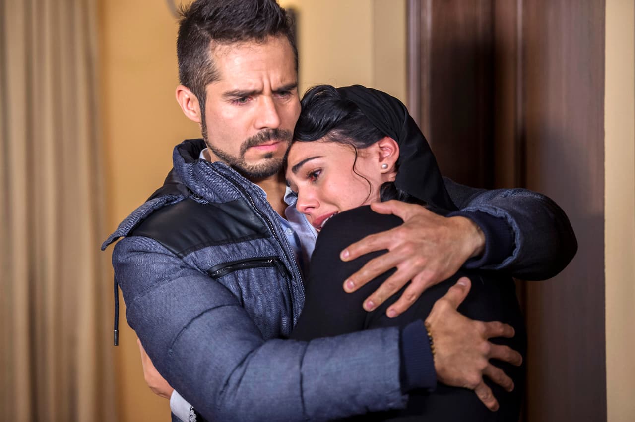 Muy bien Pedro, Fiorella necesita mucho cariño. ¡La está pasando muy mal!