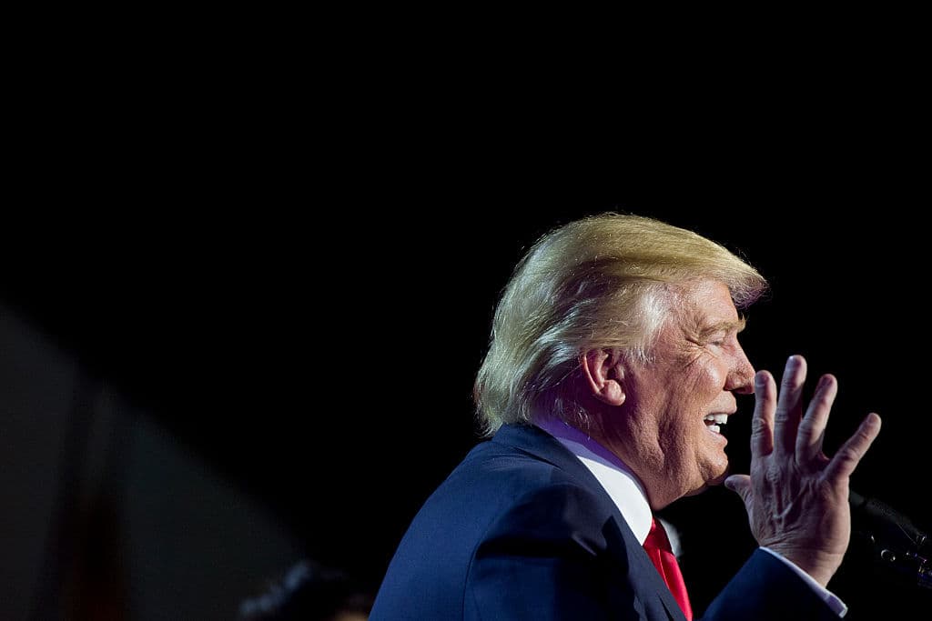 Por qué es prácticamente imposible un "fraude electoral generalizado" como el que señala Donald Trump