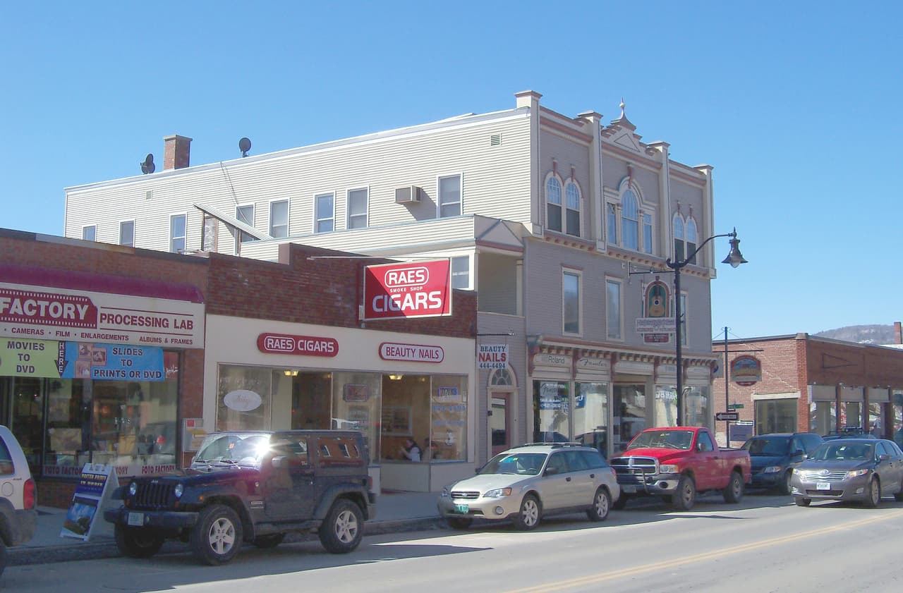 <b>Puesto 38. Littleton, New Hampshire. Tasa de pobreza: 19.5% (estado: 8.1%). </b>Ingreso medio por hogar: 37,419 dólares (estado: 71,305. Valor medio de la vivienda: 159,500 dólares (estado: 244,900). Población: 4,420. En muchas de las ciudades de esta lista la proporción de residentes que viven por debajo del umbral de pobreza es más del doble de la proporción de todo el estado.