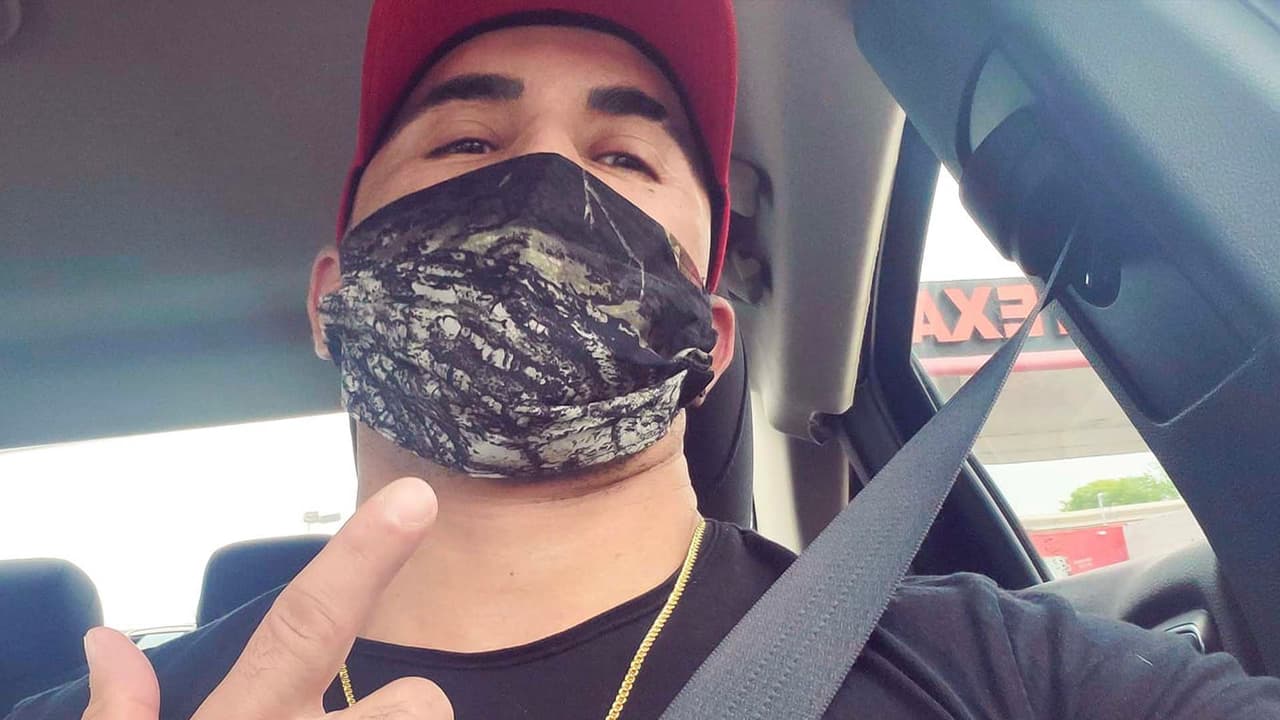 Las mascarillas pueden ser hechas en casa, puede ser una bufanda, una mascada o un pañuelo, siempre que cubran la nariz y la boca.