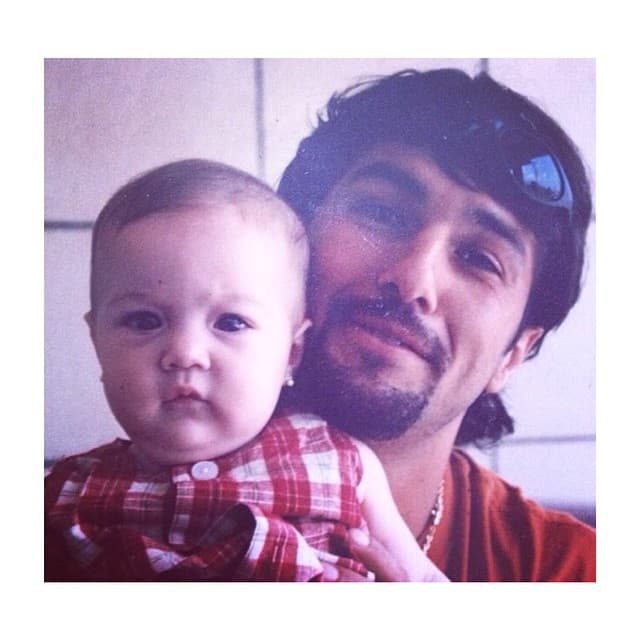 Melanie Aideé Carmona Villarreal, la hija de Alicia Villarreal y Arturo Carmona, está por cumplir 18 años de edad.