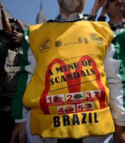 Es una cantidad que está por encima de lo que quiere subir la Casa Blanca en cuanto al salario mínimo, que está abogando, sin éxito en el Congreso, por elevarlo a $10.10 la hora.