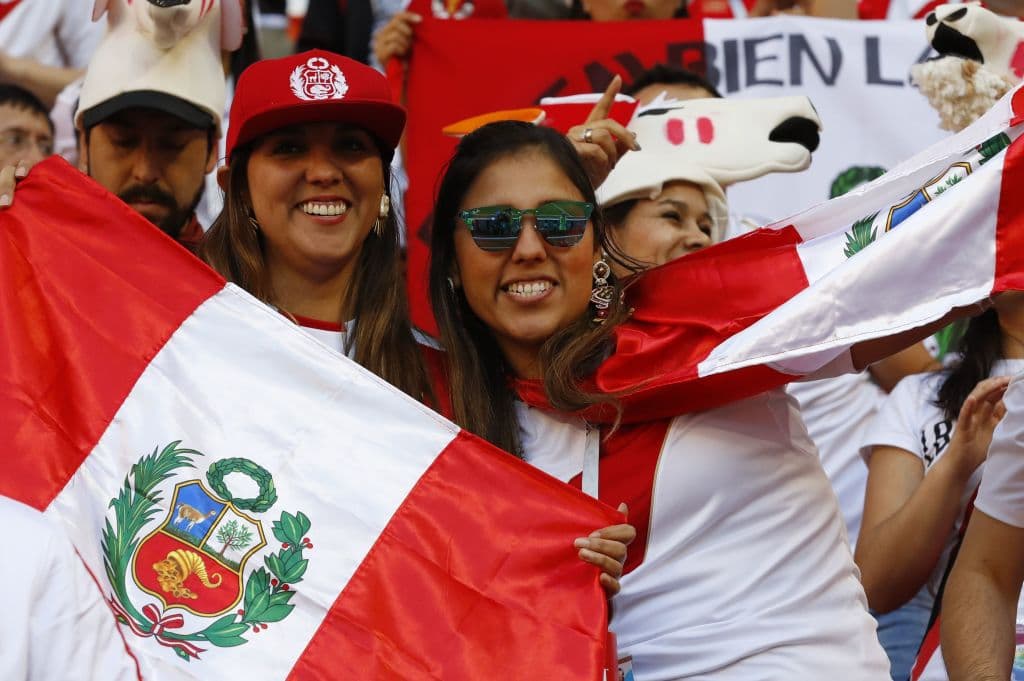 Perú — San Francisco | 
<a href="http://www.consulado.pe/es/SanFrancisco/Paginas/Inicio.aspx" target="_blank">Sitio web </a>
<br>870 Market Street, Suite 1075
<br>San Francisco CA 94102
<br>Teléfono: (415) 362-5185; (415) 215-6668
<br>informacion@conpersf.com