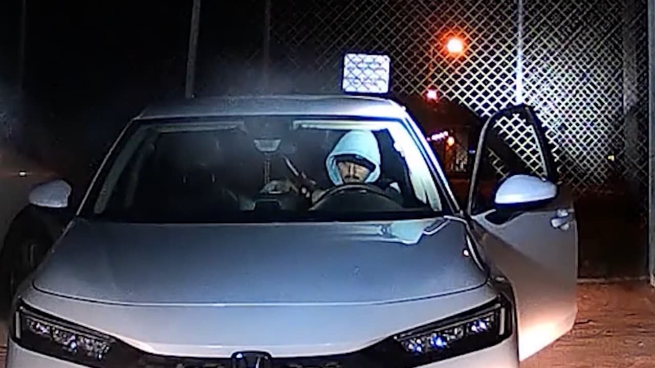 “Todo ocurrió en dos segundos”: video clave del tiroteo contra joven hispano en Monterey