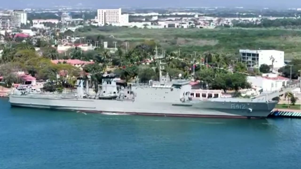 La Marina mexicana refuerza seguridad en Puerto Vallarta, ciudad turística en Jalisco