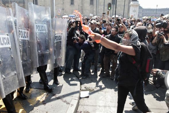 Las recientes reformas propuestas por Enrique Peña Nieto también se sumaron a las consignas de los manifestantes.