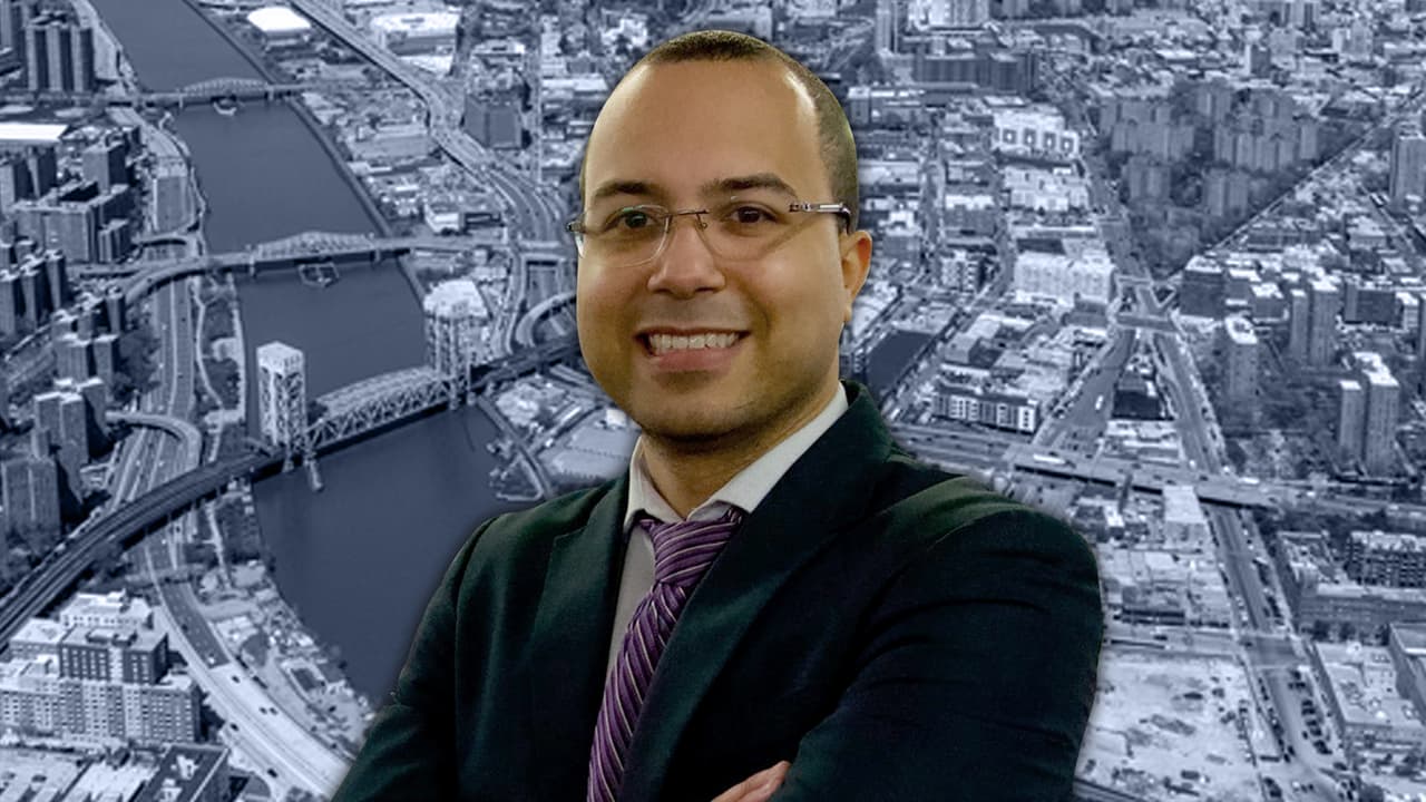 Meet Oswald Feliz, the tenant lawyer fighting to help Bronx residents pay their rent