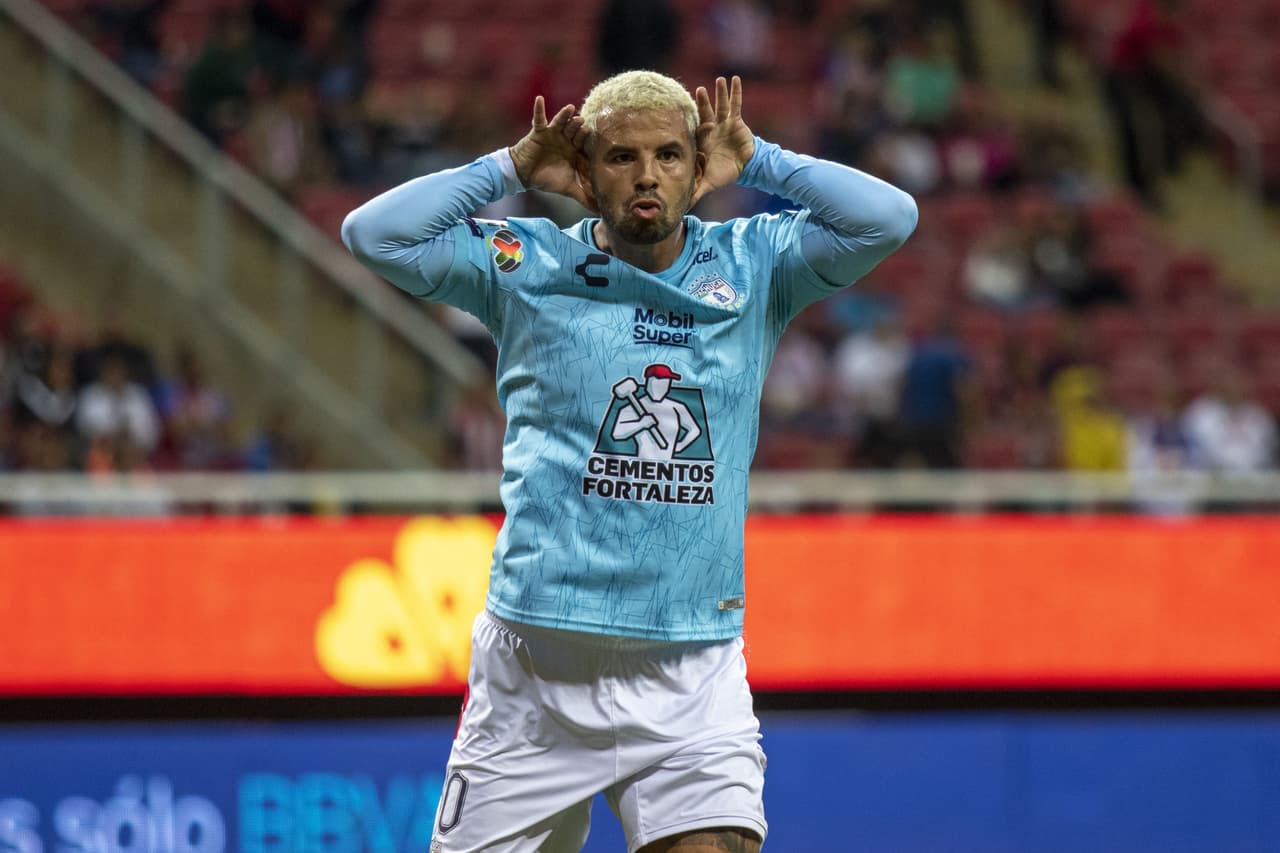 Cardona (93’) pone el 4-2 final.