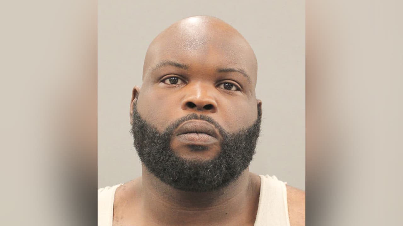 Romales Roshan Willis.