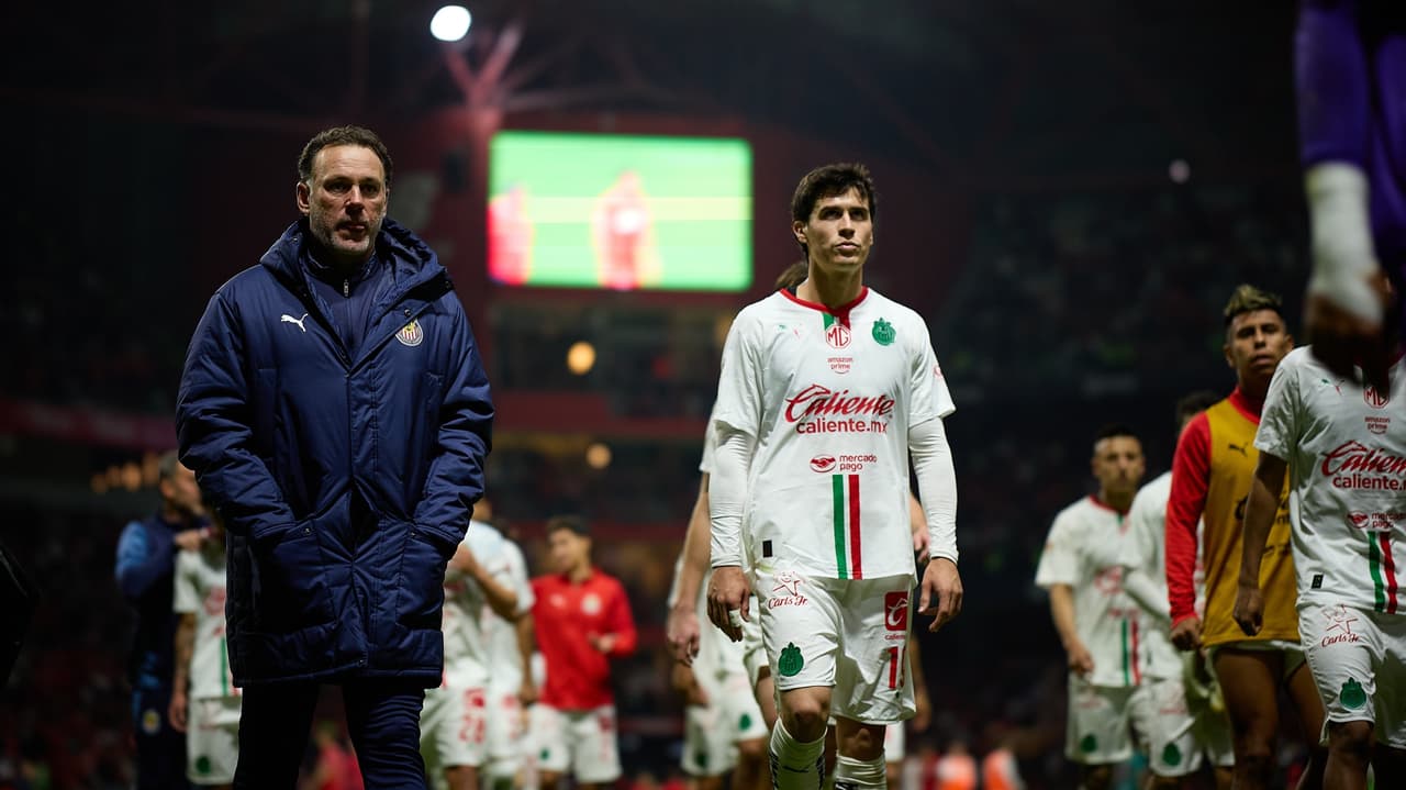 Chivas convoca a Jonathan Pérez por primera vez para Clásico  Tapatío ante Atlas 