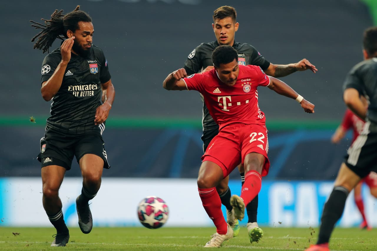 Ha superado a Frank Ribery como el más goleador en el Bayern Munich y ha igualado la temporada más goleadora de Arjen Robben.