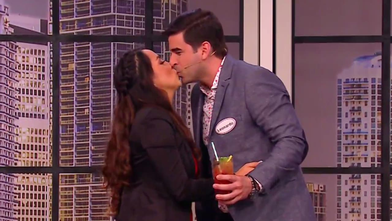 Desde que Sonia llegó al programa para conquistar a Leonardo, se volvieron una de las parejas más estables del show, pues vivían su romance en paz y lleno de promesas, ya que planeaban viajar y vivir juntos.