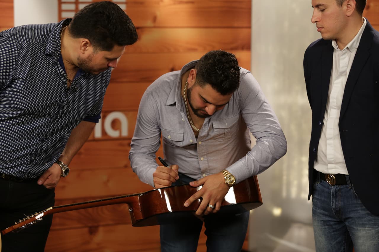 Los vocalistas de la Banda MS también participaron.