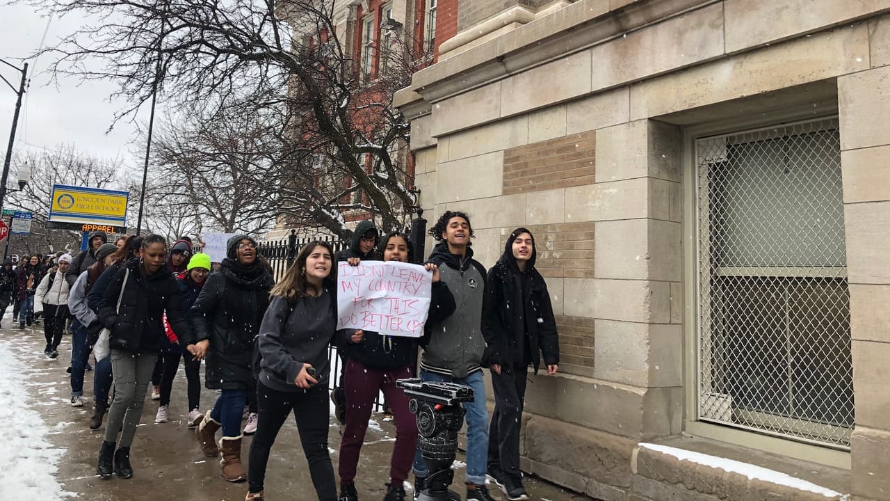 Video muestra polémico incidente entre directora y estudiante de Lincoln Park High School
