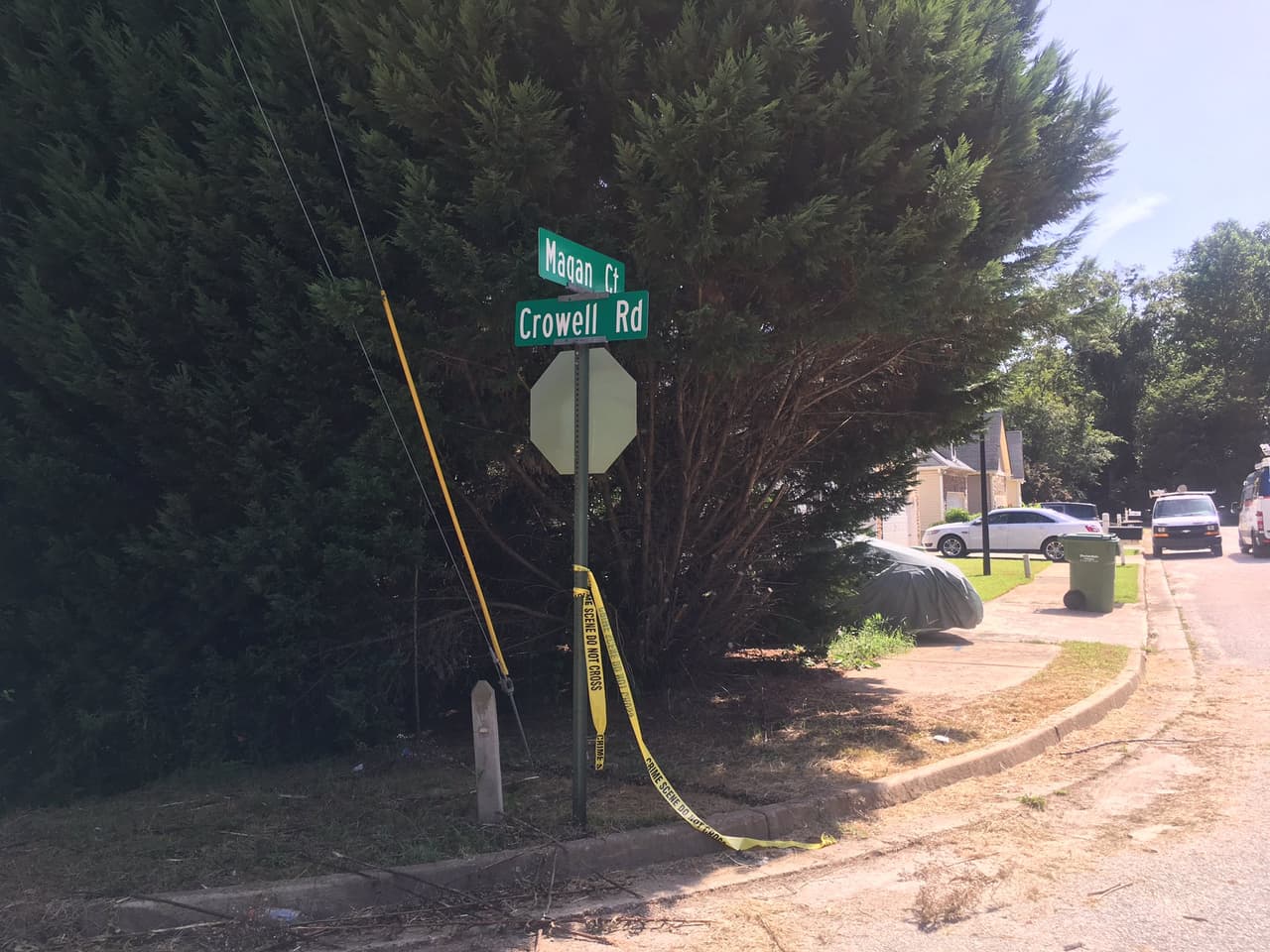 Un hombre murió baleado este lunes luego luego de que oficiales respondieran a un llamado sobre un disturbio doméstico en Porterdale, Georgia. En la vivienda los agentes también encontraron a una mujer muerta a balazos.