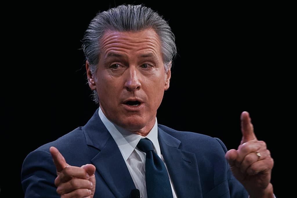 Nuevas leyes en California: Newsom aborda antisemitismo y costos de vida 