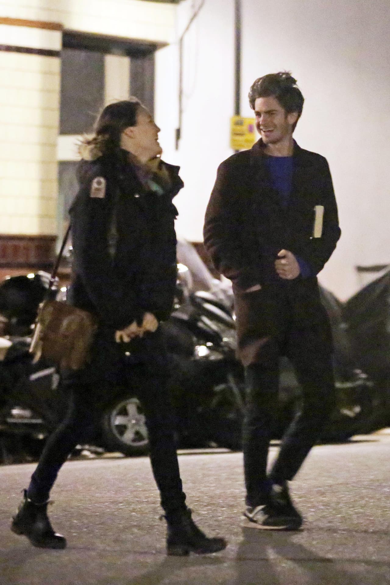 Andrew estaba fascinado con la plática.