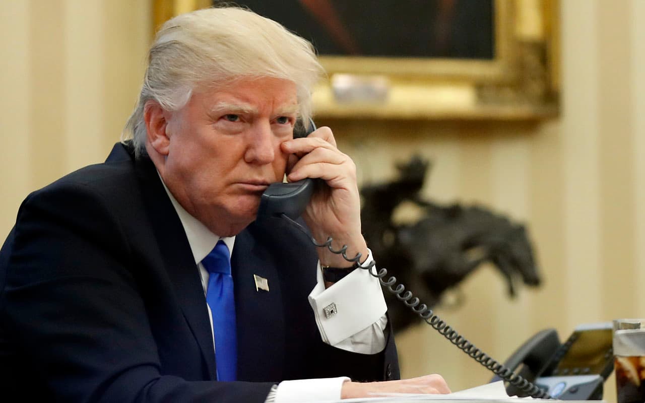 Una ciudad de California aprueba una resolución para destituir a Trump