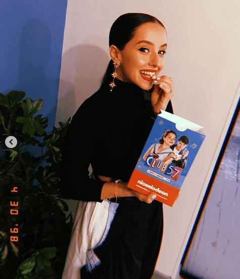 La serie era musical, por lo que Evaluna Montaner tuvo la oportunidad de mostrar el talento de su familia.