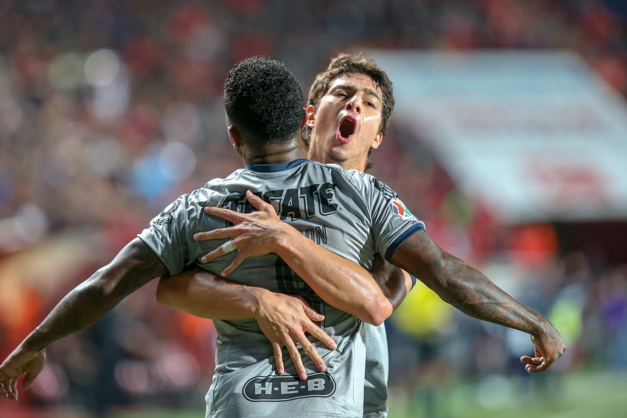 Con el marcador arriba, los visitantes se fueron al descanso con la tranquilidad de la ventaja en la serie.