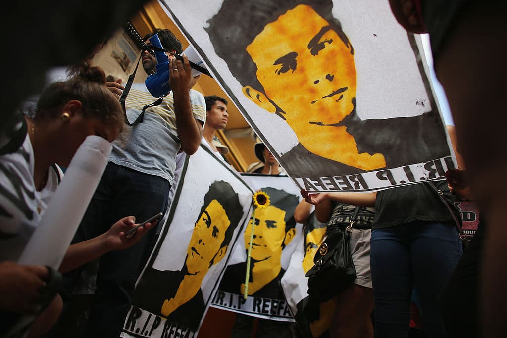 Muerte de grafitero colombiano con un taser en Miami Beach reaviva el debate sobre responsabilidad policial