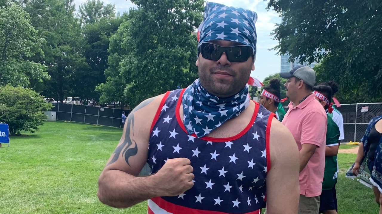 Aficionados de la Selección de los Estados Unidos están listos para ver a su equipo.
