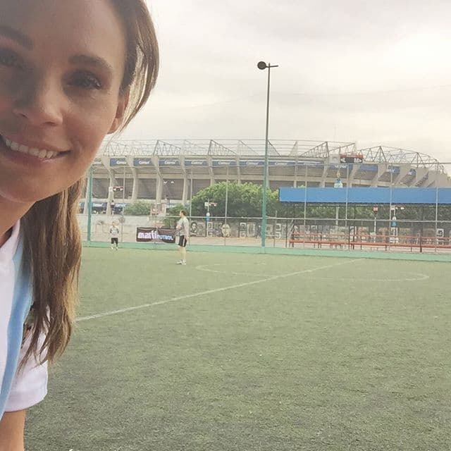 Ella tiene los colores bien puestos. Seguramente en esta temporada de partidos no se perderá ninguno.