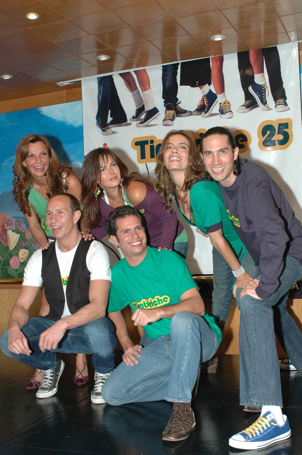 La banda Timbiriche le enseñó a tus padres que 'La Vida es Mejor Cantando'. Varias generaciones conforman su legión de admiradores en Hispanoamérica y en cada uno de sus reencuentros lo siguen demostrando.