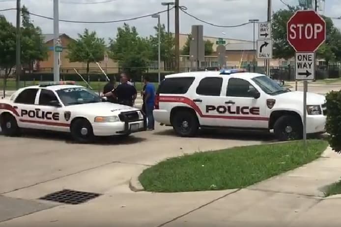 Este es el lugar donde encontraron un cuchillo que podría estar vinculado a la muerte de Josué Flores