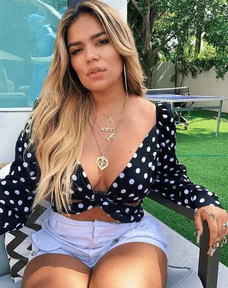 Además de lograr que la gente coreara sus canciones, la colombiana reunió a más de 200 mil personas, la asistencia más grande en dicho festival.