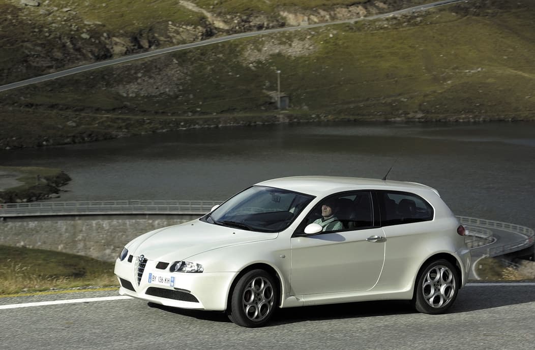 Para celebrar su Centenario en el 2000, reintrodujeron el Giulietta.