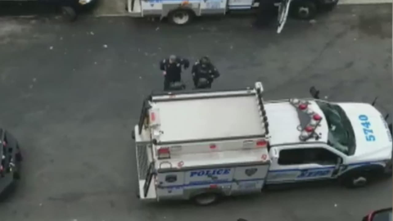 Mujer es asesinada a balazos presuntamente por su pareja en el Alto Manhattan