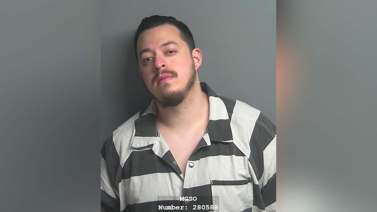 Giancarlo Rodríguez, es buscado por agresión sexual contra un menor.