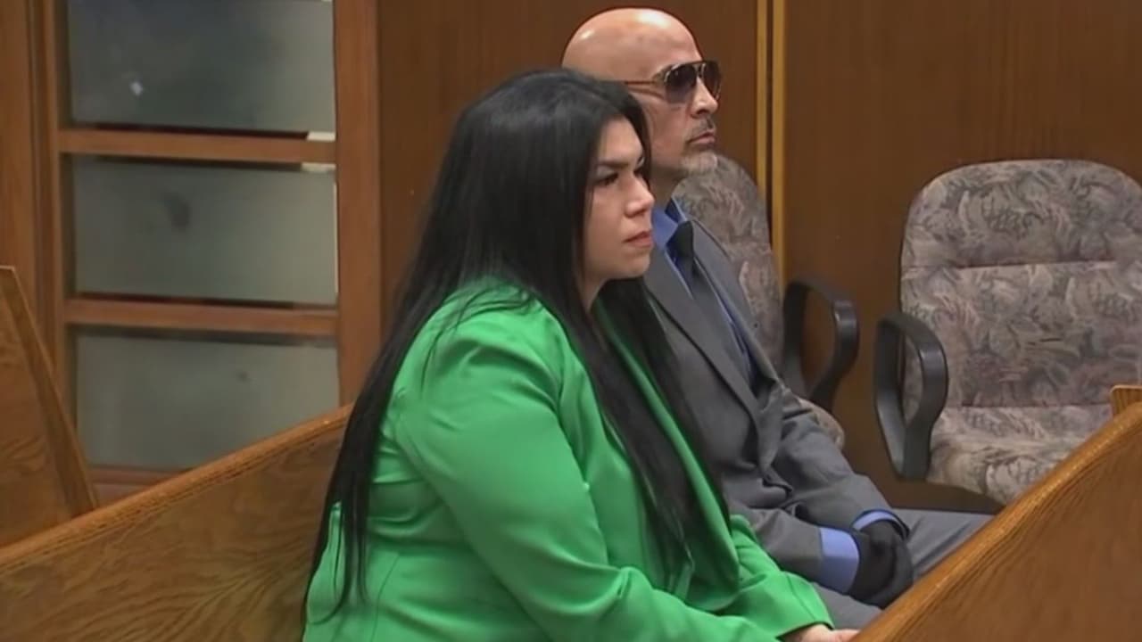 Exmiembro de la junta escolar de Miami-Dade acusada de fraude organizado se presenta en corte