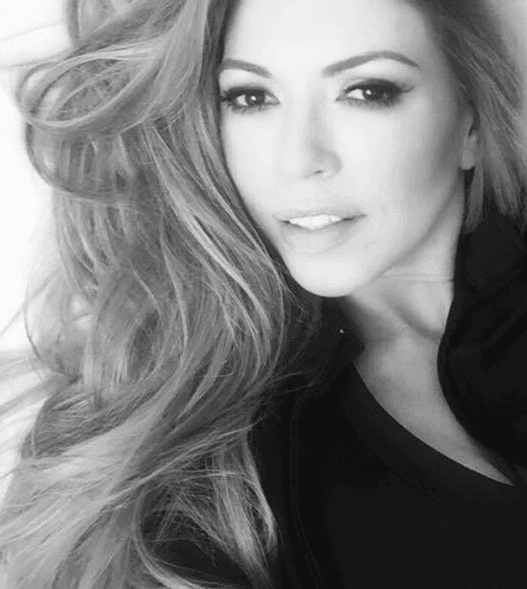 Originaria de Colombia, Claudia llegó con su mamá a vivir a Estados Unidos donde se ha ganado el cariño de la gente.