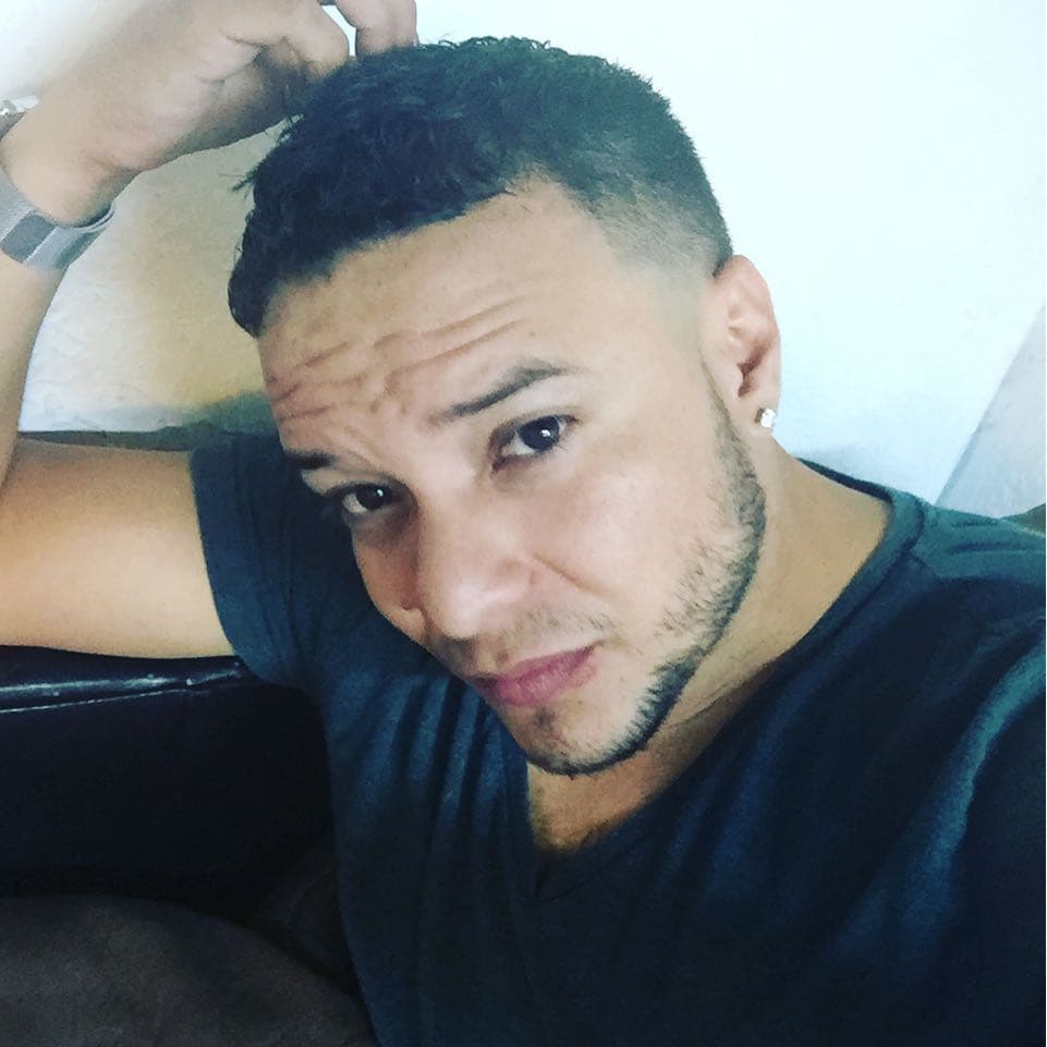 El cambio fue muy evidente pues estábamos acostumbrados a verlo con su barba y su cabello negro.