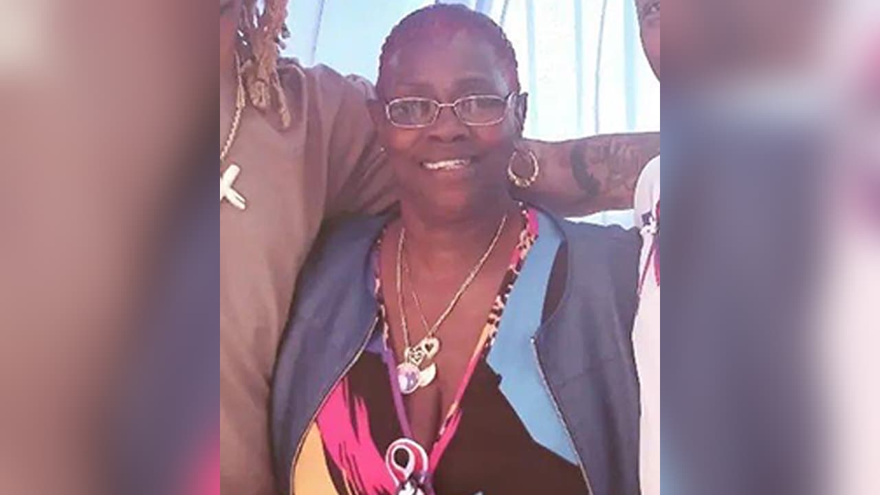 Arrestan a sospechoso acusado de atropellar y matar a una mujer que entregaba juguetes en vísperas de Navidad 