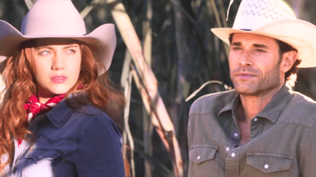 Renato comienza a ver con ojos de amor a Bárbara | Mi Rival | Capítulo 8