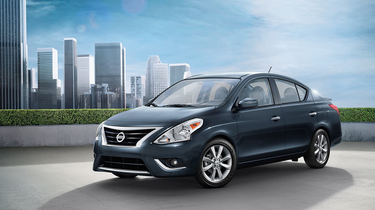 <b>Puesto 1 - Nissan Versa S Sedan: </b>Se lleva el ranking este modelo de la firma japonesa, que ostenta la marca de ser el auto más barato a la venta en los Estados Unidos. ¿Su precio?
<b>13,830 dólares</b>.