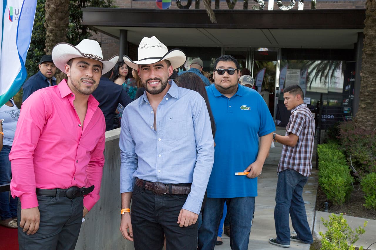 En exclusiva presentaron su nuevo sencillo "Para qué amarte"