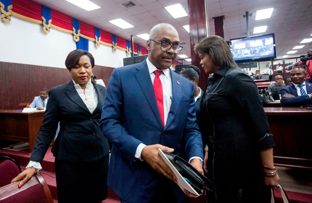 Renuncia primer ministro de Haití tras semana de intensas protestas por alza de precios de la gasolina