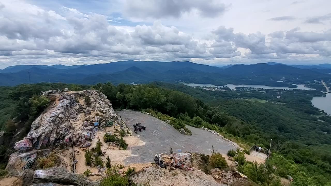La aventura se compensa cuando se alcanza el Mirador, que es administrado por el condado de Towns.