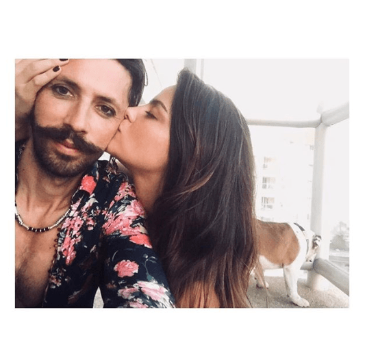 Fue en el podcast 'Se regalan dudas' que habló de la relación a la que meses antes le había puesto fin. "Personalmente llevo ya meses de haber terminado una relación de siete años y medio en pareja", externó la actriz de la serie 'Oscuro deseo'.