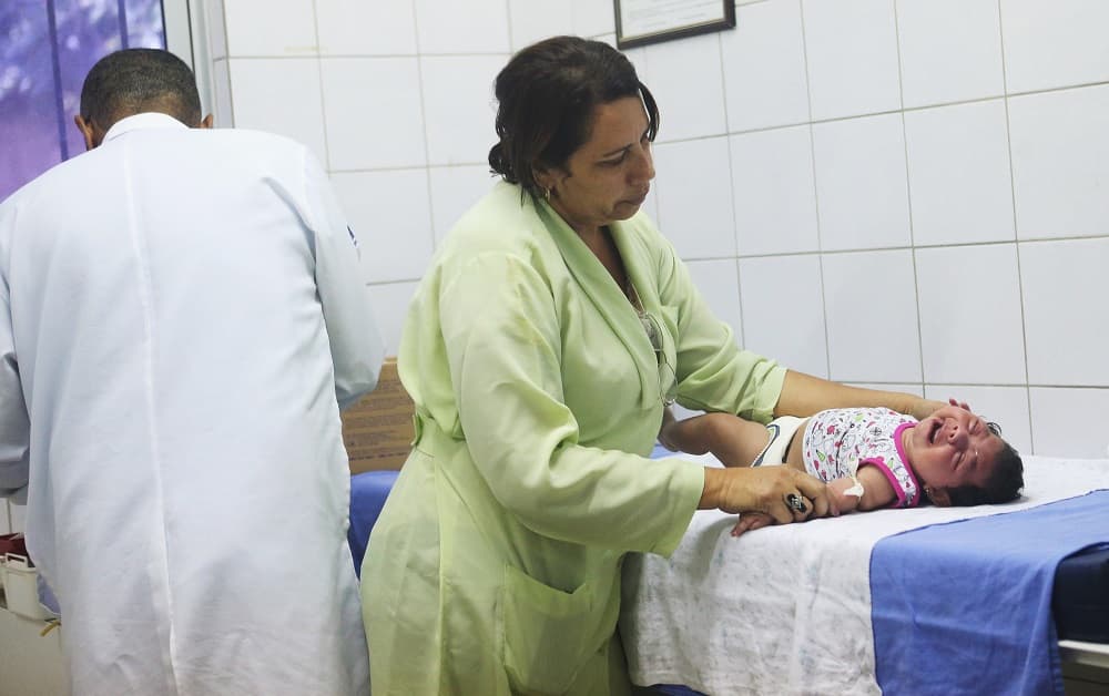 La microcefalia en bebés ha sido vinculada al zika.