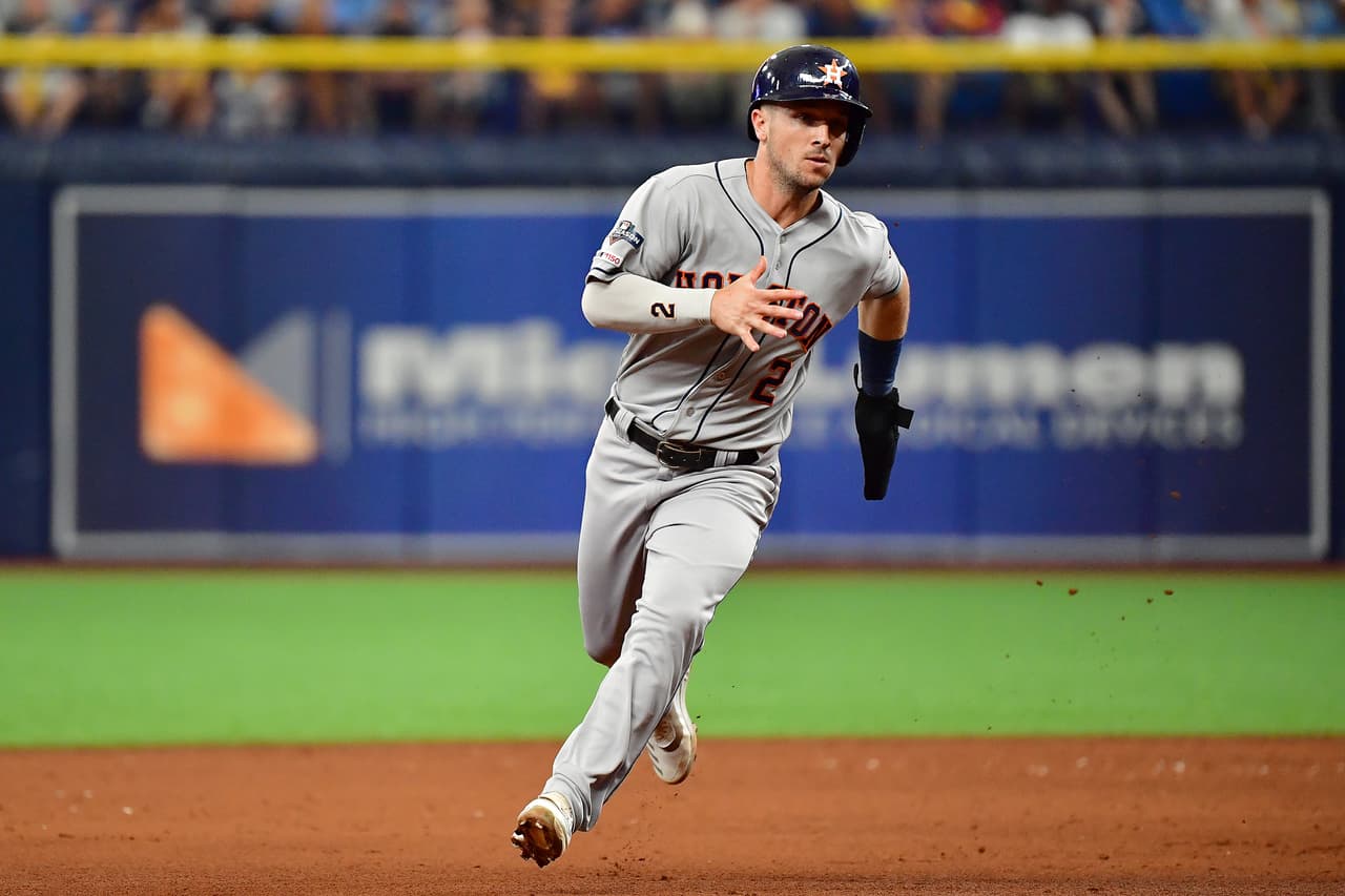 Los Tampa Bay Rays vencen 10-3 a Houston Astros; la serie está 1-2 para los de Houston.