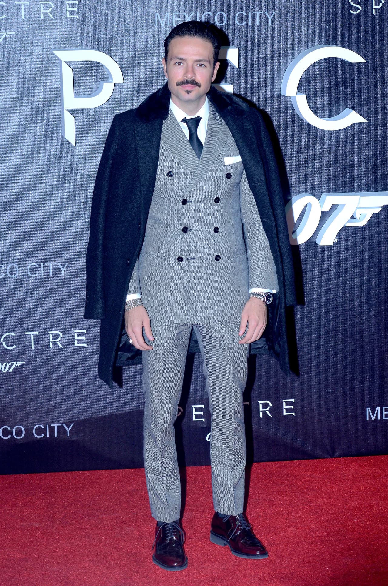 Chema Torre entre los más elegantes de la noche.